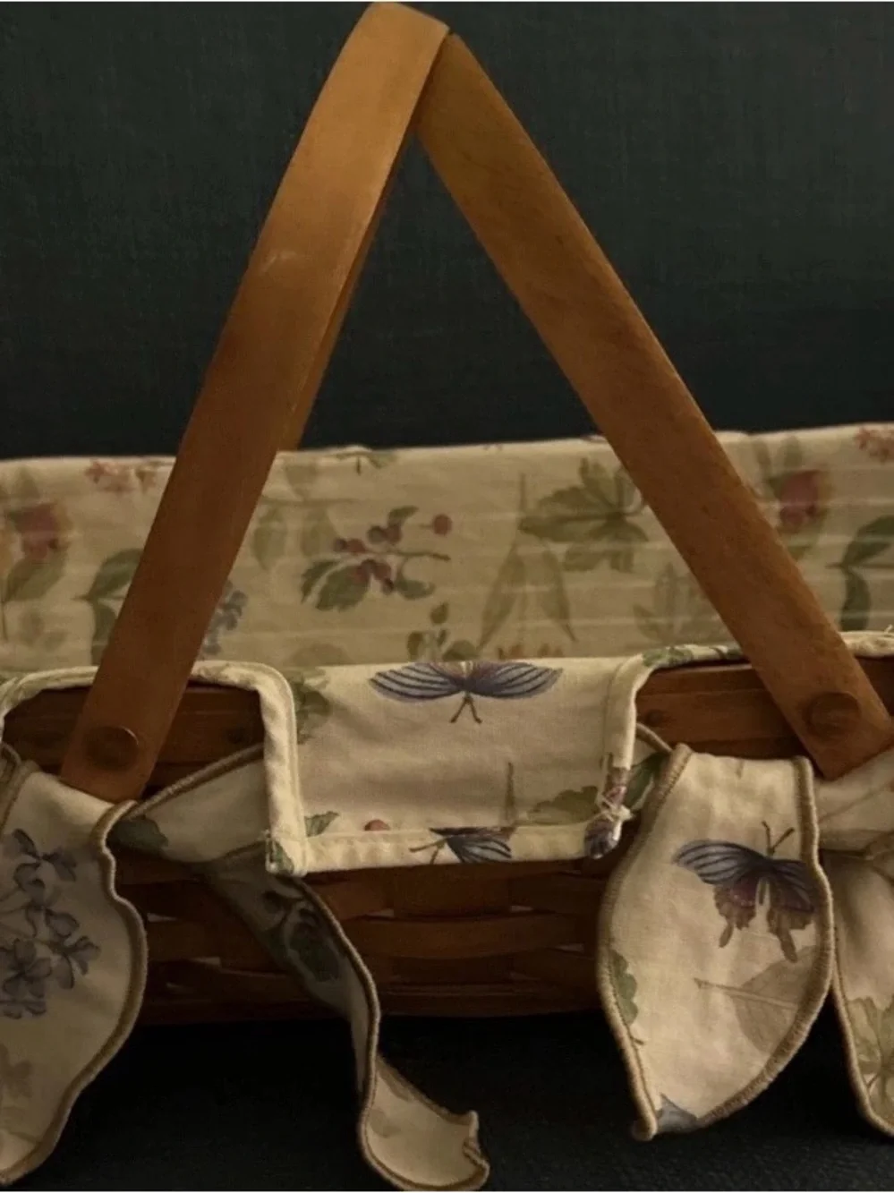 Longaberger medium gathering Floral-Lined Woven Basket